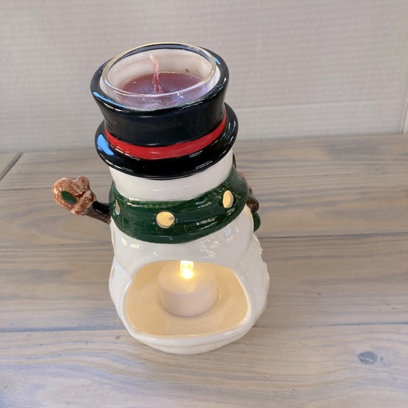 YANKEE CANDLE Snowman Tea or Votive Candle Holder 6 inches Tall - Picture 6 of 10